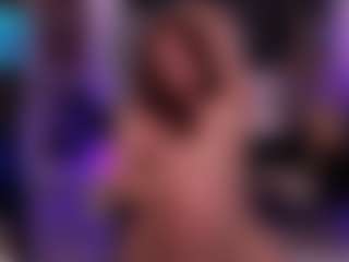 MissVelvet's Live Sex Cam Show