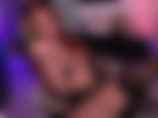 MissVelvet's Live Sex Cam Show