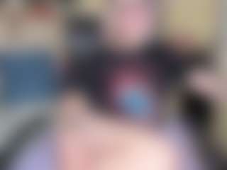 Live cam show with Sejmeett - Public Mature on SinfulBabes