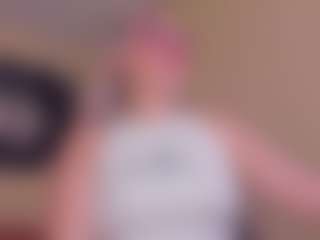 Live cam show with Sejmeett - Oil on Camsoda