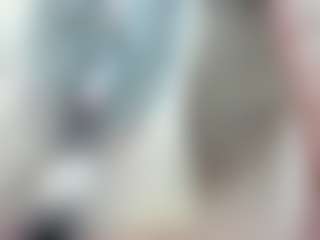Hellen Curvelo's Live Sex Cam Show