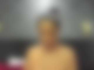 Hellen Curvelo's Live Sex Cam Show