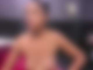 Live cam show with Hellen Curvelo - Thin on sexytreat.net