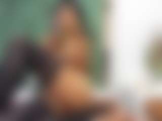 Hellen Curvelo's Live Sex Cam Show