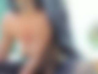 Hellen Curvelo's Live Sex Cam Show
