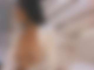 Cam Show en direct de Hellen Curvelo