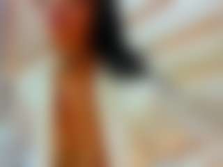 Hellen Curvelo's Live Sex Cam Show