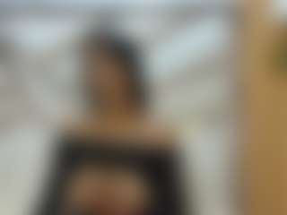Live cam show with Hellen Curvelo - Facial Piercings on slutload