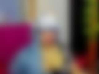 Live cam show with lussyevans - Smoking on Camsoda