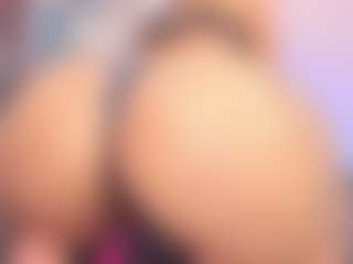 Live cam show with maddy-brooks - Public Big Tits on sexylive.show