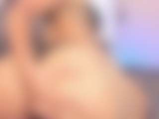Live cam show with maddy-brooks - Ahegao on Camsoda