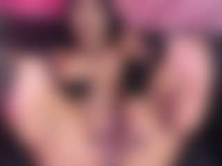 Live cam show with Sweetdevill - Green Eyes on Hubzter Live
