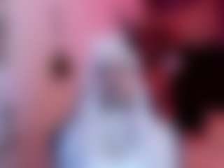Live cam show with Sweetdevill - Green Eyes on Camiplay Live