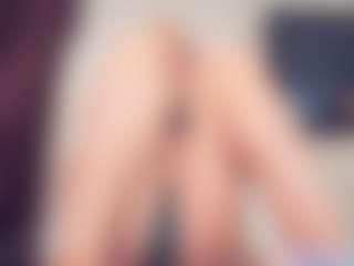 Vero Smokes's Live Sex Cam Show