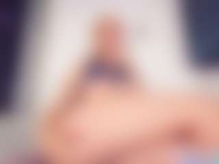 Vero Smokes's Live Sex Cam Show