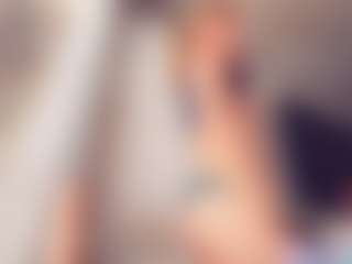 Vero Smokes's Live Sex Cam Show