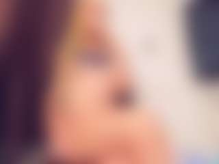 Vero Smokes's Live Sex Cam Show