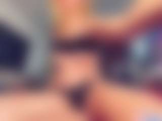 Vero Smokes's Live Sex Cam Show