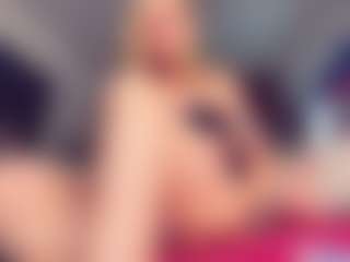 Vero Smokes's Live Sex Cam Show