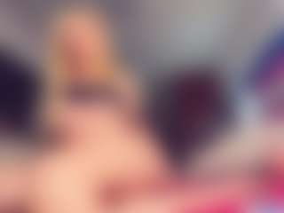 Vero Smokes's Live Sex Cam Show