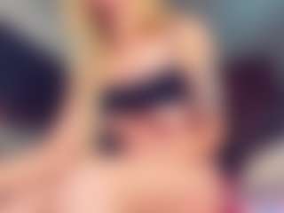 Vero Smokes's Live Sex Cam Show