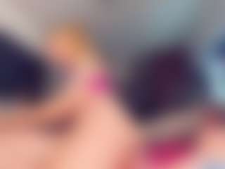 Vero Smokes's Live Sex Cam Show