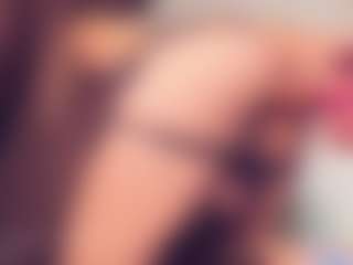 Vero Smokes's Live Sex Cam Show