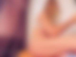 Live cam show with Vero Smokes - Cumshot on Soda Cam