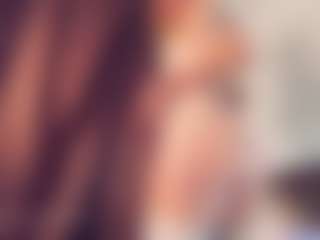 Live cam show with Vero Smokes - Cumshot on StripNow