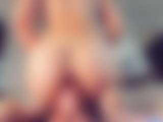 Vero Smokes's Live Sex Cam Show