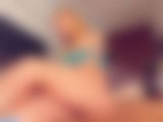 Vero Smokes's Live Sex Cam Show