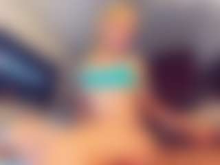 Vero Smokes's Live Sex Cam Show