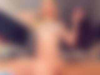 Vero Smokes's Live Sex Cam Show