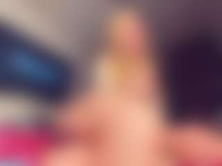 Vero Smokes's Live Sex Cam Show