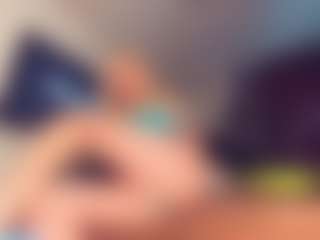 Live cam show with Vero Smokes - Cumshot on fapnchat