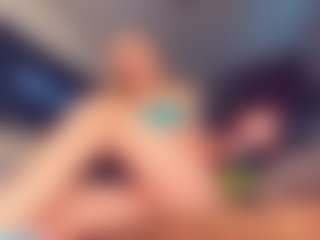 Vero Smokes's Live Sex Cam Show