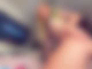 Vero Smokes's Live Sex Cam Show