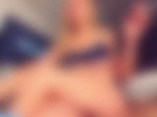Vero Smokes's Live Sex Cam Show