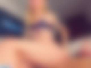 Vero Smokes's Live Sex Cam Show