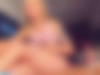 Vero Smokes's Live Sex Cam Show