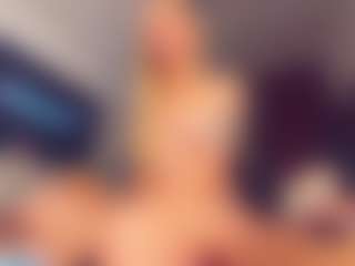 Vero Smokes's Live Sex Cam Show