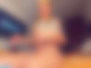 Vero Smokes's Live Sex Cam Show