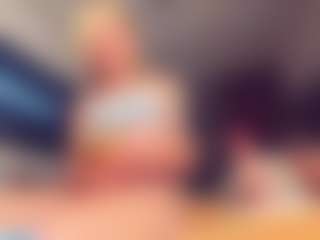 Live cam show with Vero Smokes - Big Tits on Camsoda