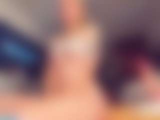 Live cam show with Vero Smokes - Brown Hair on xblisslive.com