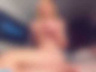 Vero Smokes's Live Sex Cam Show