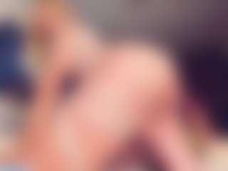Vero Smokes's Live Sex Cam Show