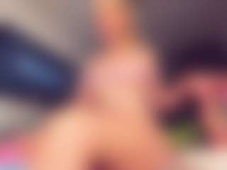 Vero Smokes's Live Sex Cam Show