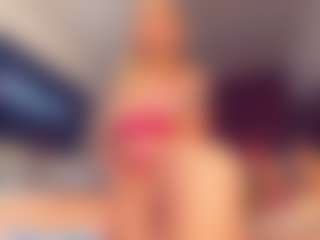 Vero Smokes's Live Sex Cam Show