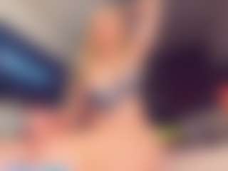 Vero Smokes's Live Sex Cam Show