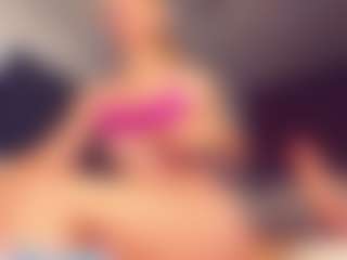 Live cam show with Vero Smokes - Submissive on hrnylive.com